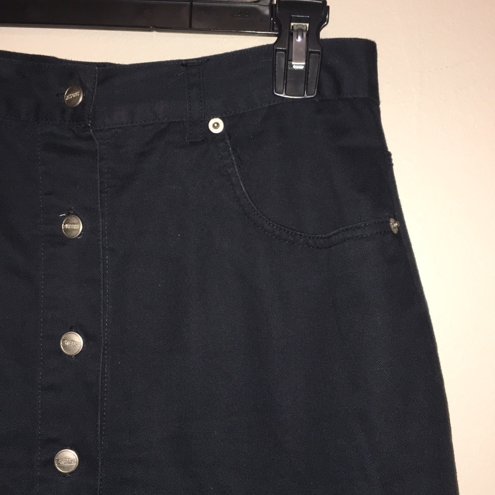 Passport Black Button Up Knee Length Skirt - Picture 2 of 4